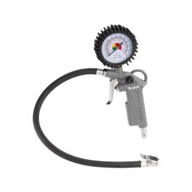 Gumiabroncs fuvató pisztoly manométerrel